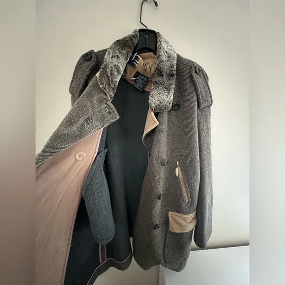 Vintage Escada brown Double-Breasted Pea Coat - Picture 12 of 15